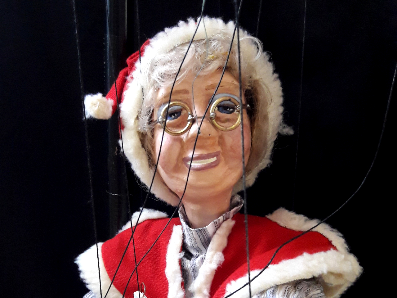 Portfolio: il sito dell'attrice e marionettista Nadia Imperio per il teatro di figura.